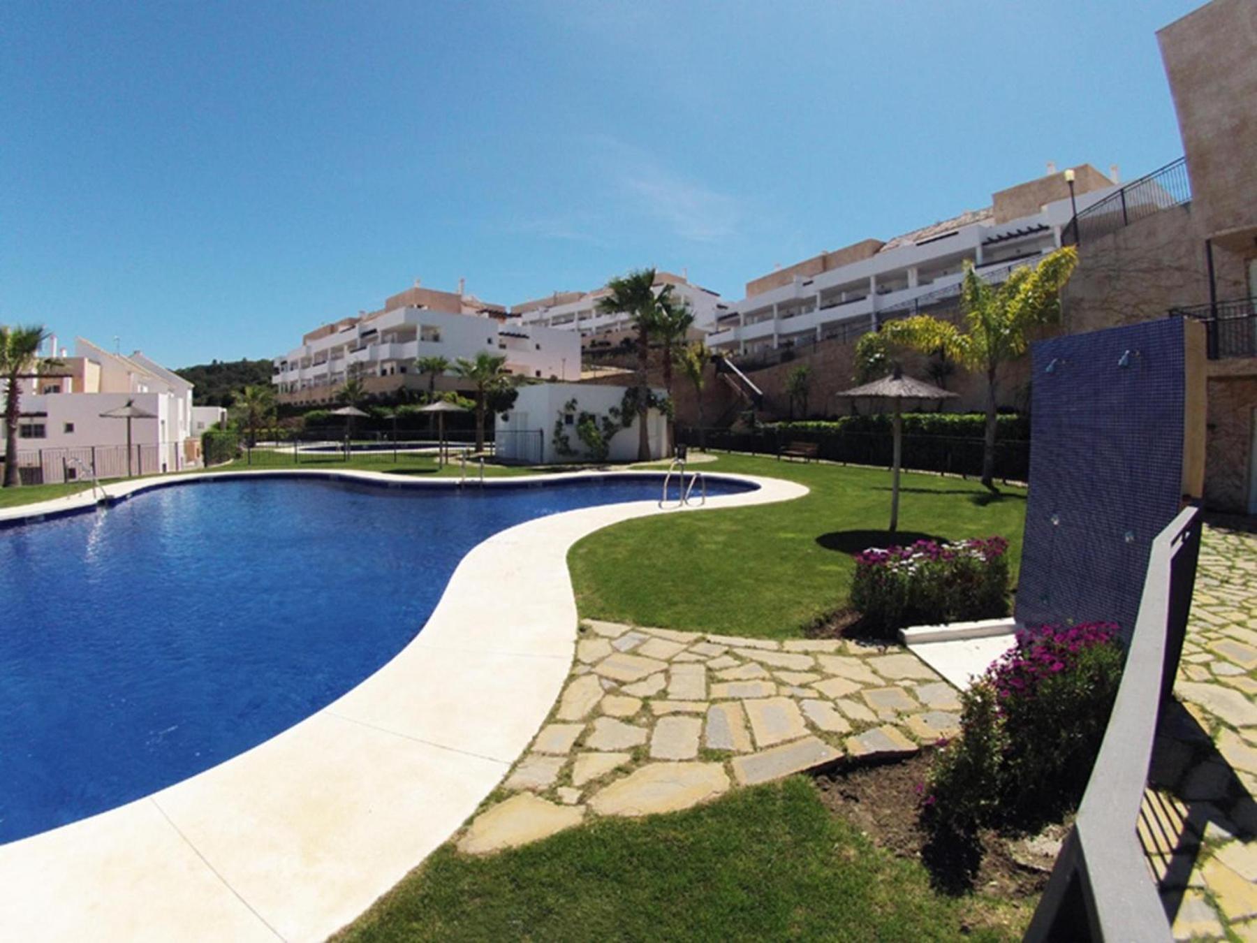 2127-Superb 2 Bedrooms , Lovely Terraces And Pool San Roque  Dış mekan fotoğraf
